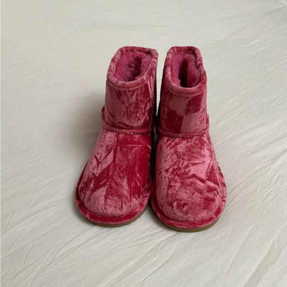 UGG Classic Mini II Velvet Boot Raspberry Sorbet Wool Lining Size 6 Classic - Picture 12 of 14